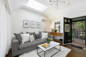 Paddington Garden Cottage with fast Wifi